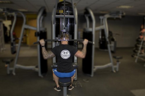 Behind Neck Lat Pull Down